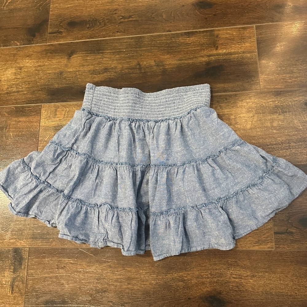 American Eagle Tiered Mini Skirt (L)